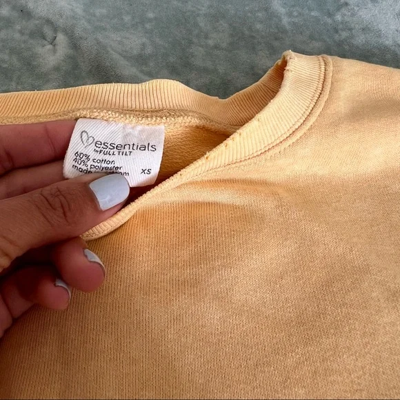 Pastel Yellow sweatshirt - Picture 4 of 6